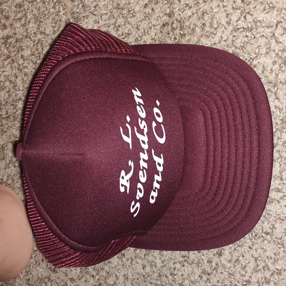 Vintage R.L Svendsen and Co. Trucker Mesh Snapback Maroon Hat OS
